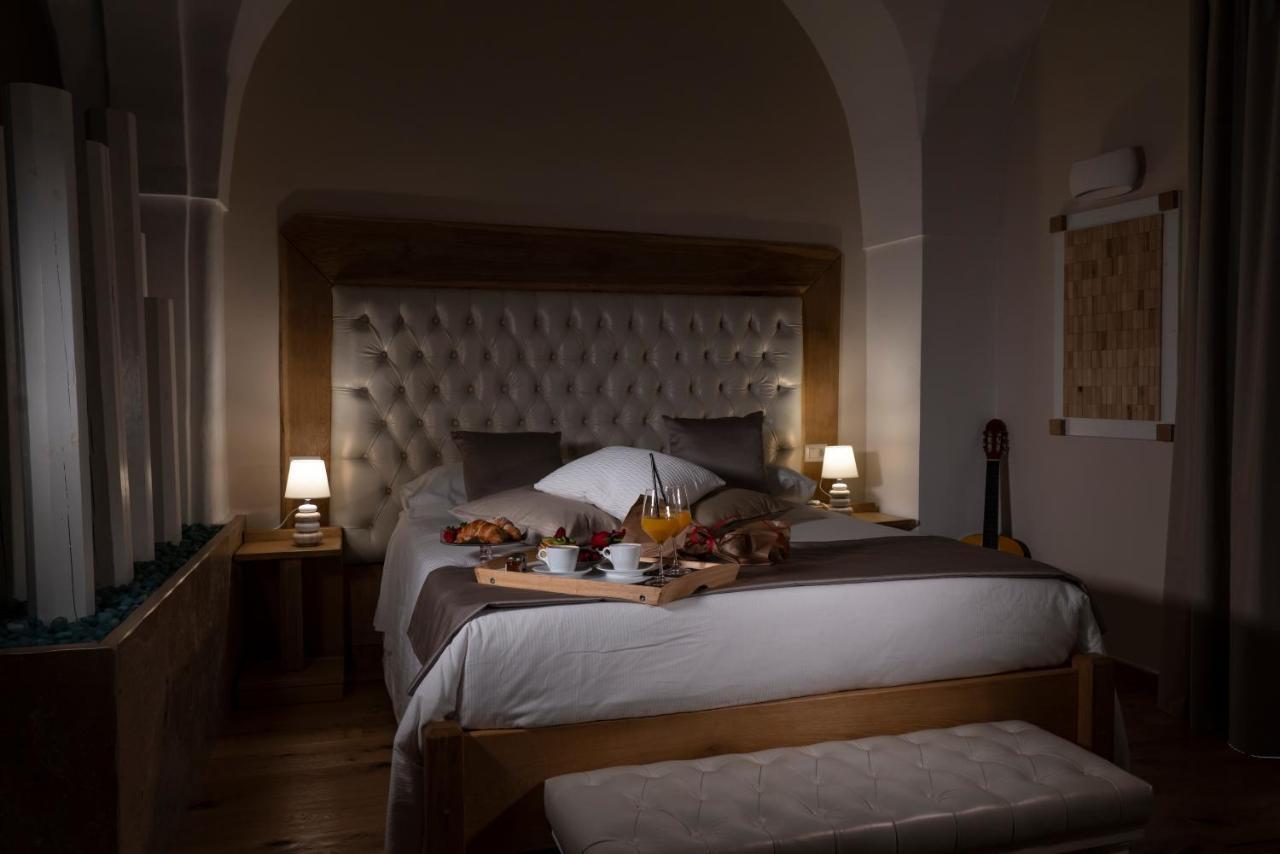 Il Borgo Relais Bed & Breakfast Gravina in Puglia Bagian luar foto